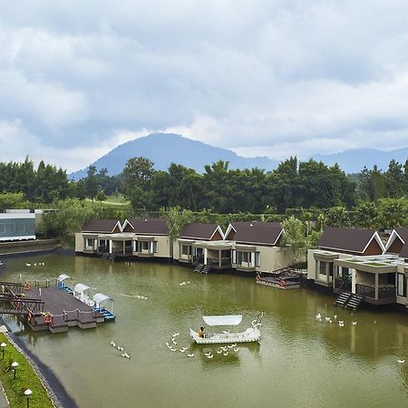 Aston Sentul Lake Resort & Conference Center Bogor Buitenkant foto