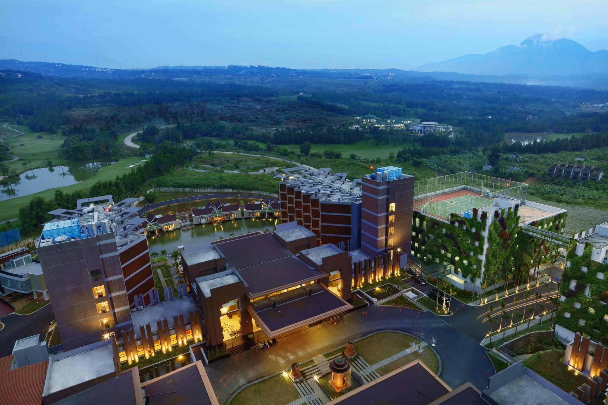 Aston Sentul Lake Resort & Conference Center Bogor Buitenkant foto